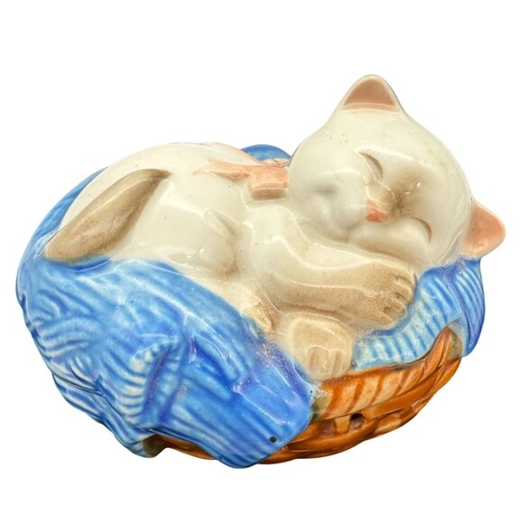 Vtg Avon Sleeping Kitty Cat Figurine Laundry Basket Potpourri Sachet Collectible - Picture 1 of 10